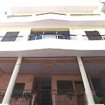 Ds Residency Varanasi-Prime Location-Parking